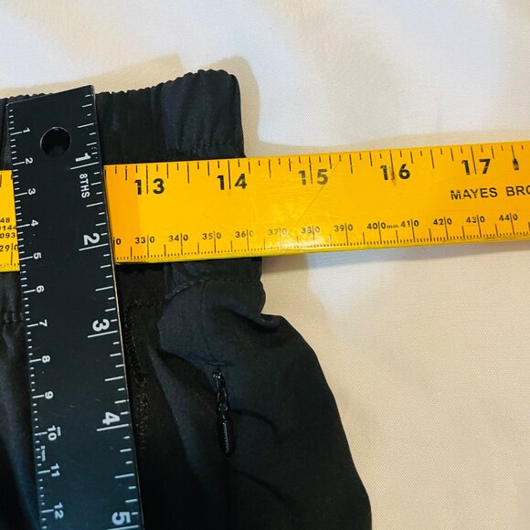 Black Athletic Running Shorts With spandex Liner Zippered Pocket - Picture 8 of 10